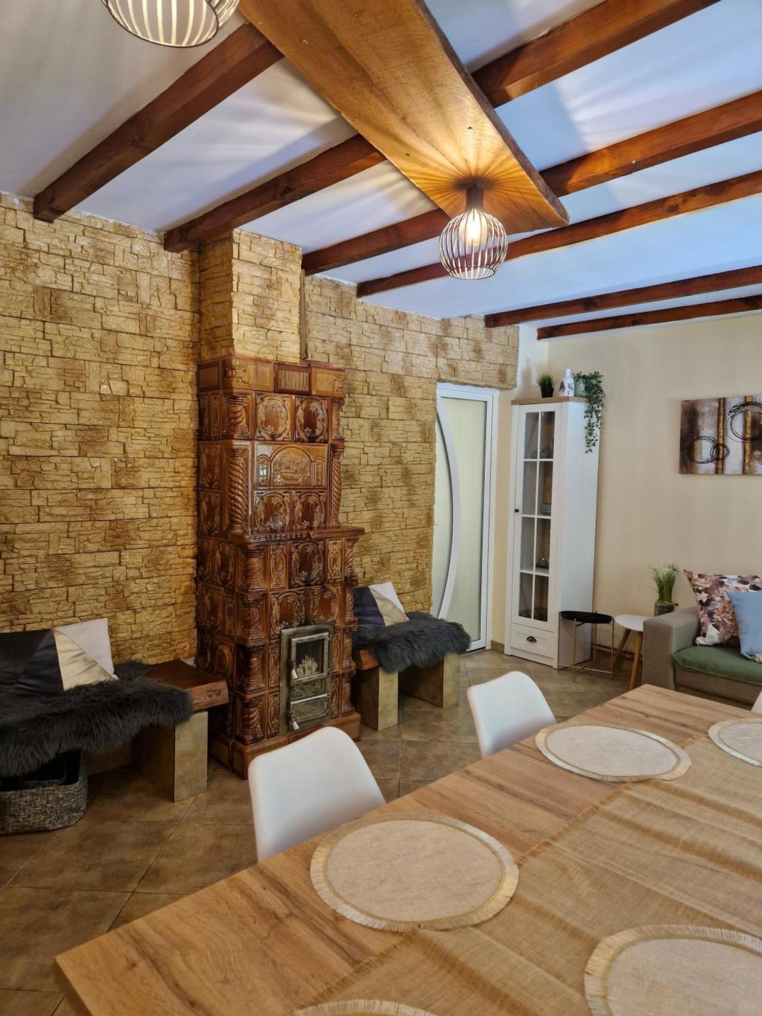 Villa Casa Ada Arpaşu de Sus Habitación foto